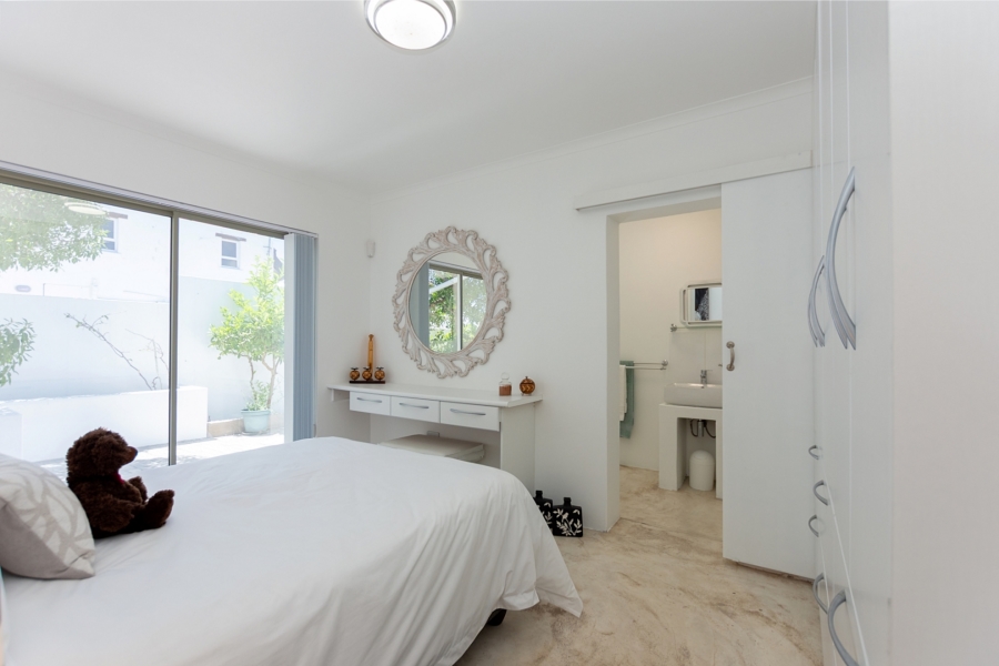 5 Bedroom Property for Sale in Golden Mile Western Cape